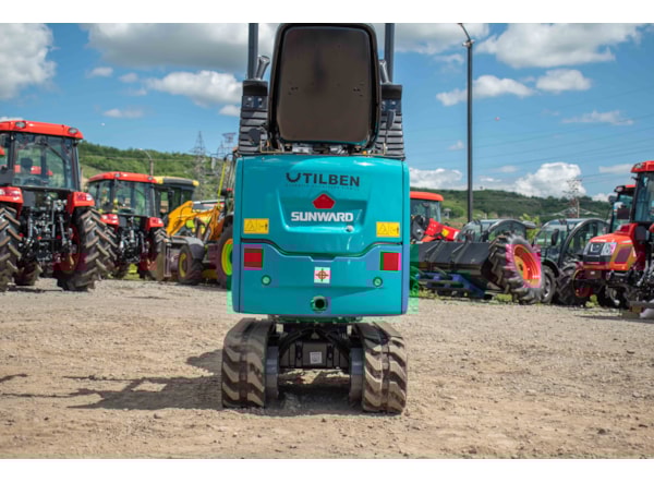Miniexcavator SUNWARD SWE 08B de vanzare